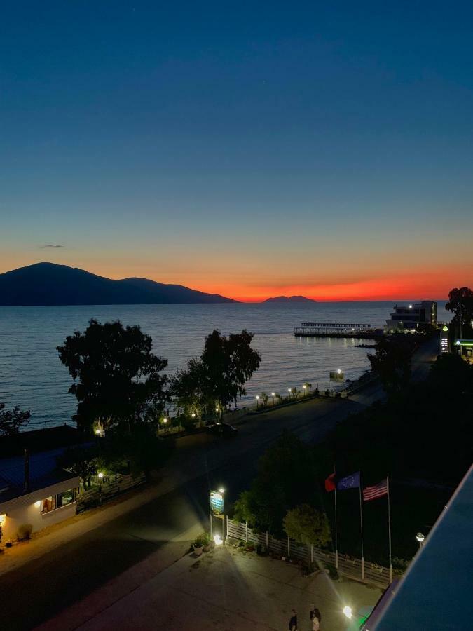 Hotel Divers Влёра Экстерьер фото